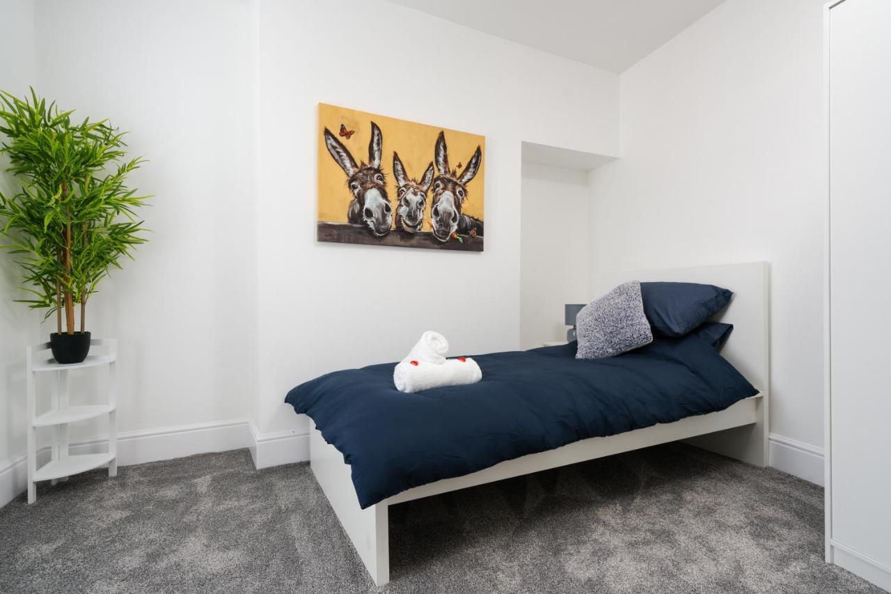 Harrow Lodge - Strictly No Parties Liverpool Ngoại thất bức ảnh